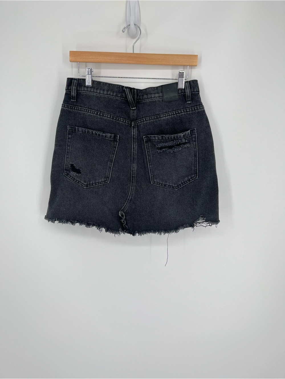 We The free Distressed Faded Black Jean Skirt Women’s Size 30 - Picture 12 of 16